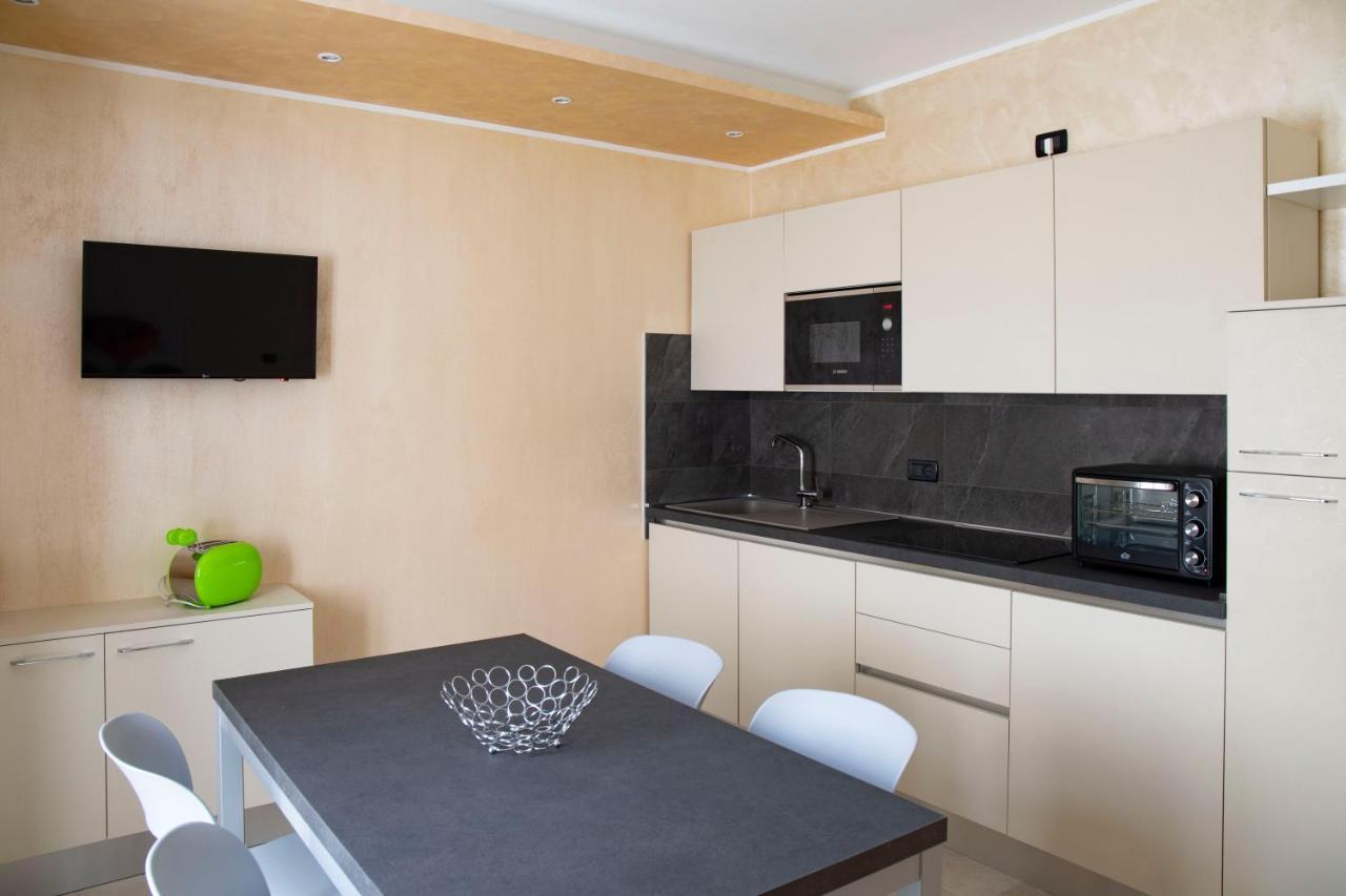 Flower Apartments Bardolino Luaran gambar