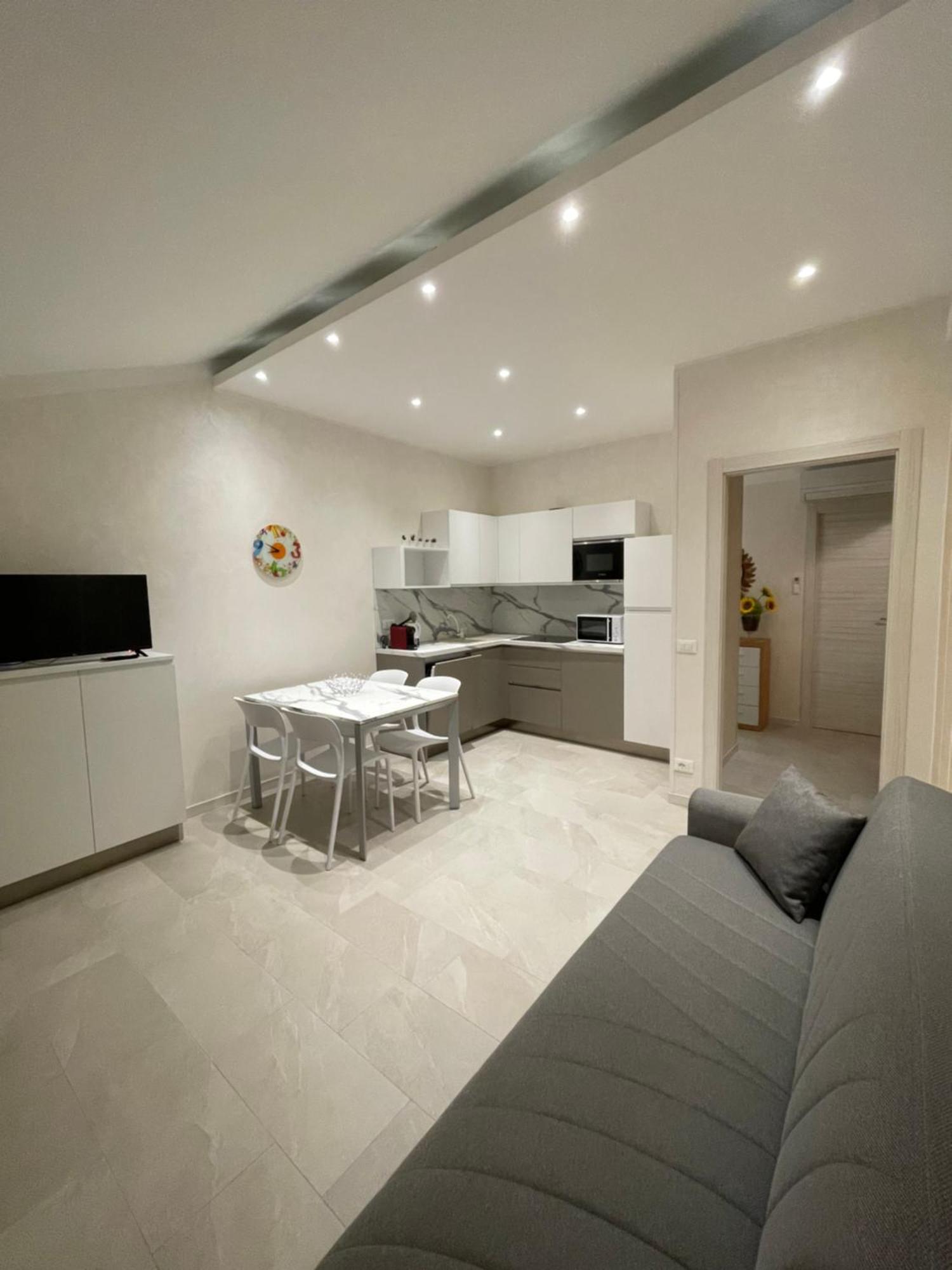 Flower Apartments Bardolino Luaran gambar
